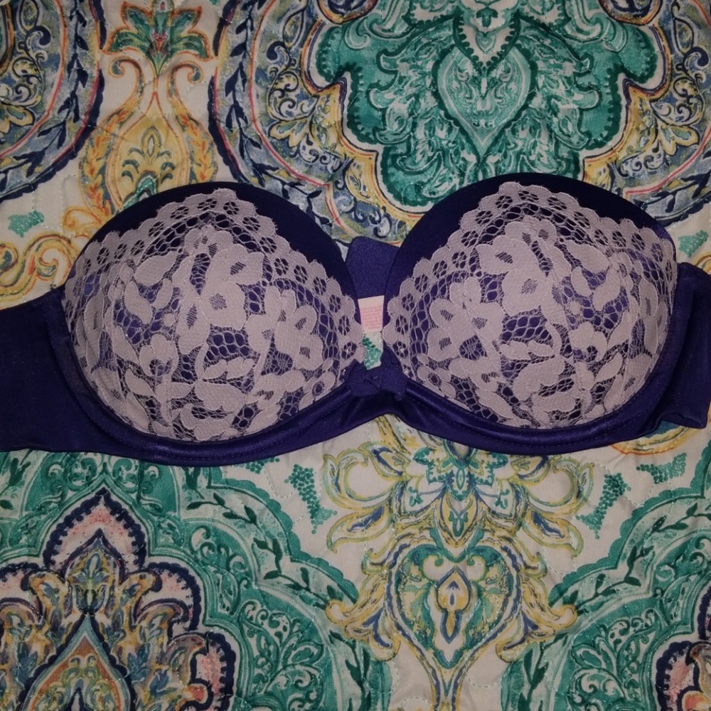 Victoria Secret Strapless Bra